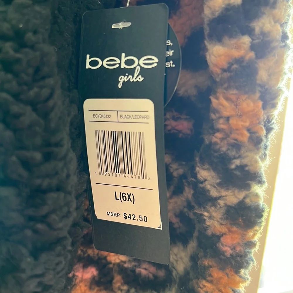 Bebe leopard fuzzy hoodie - Picture 3 of 6
